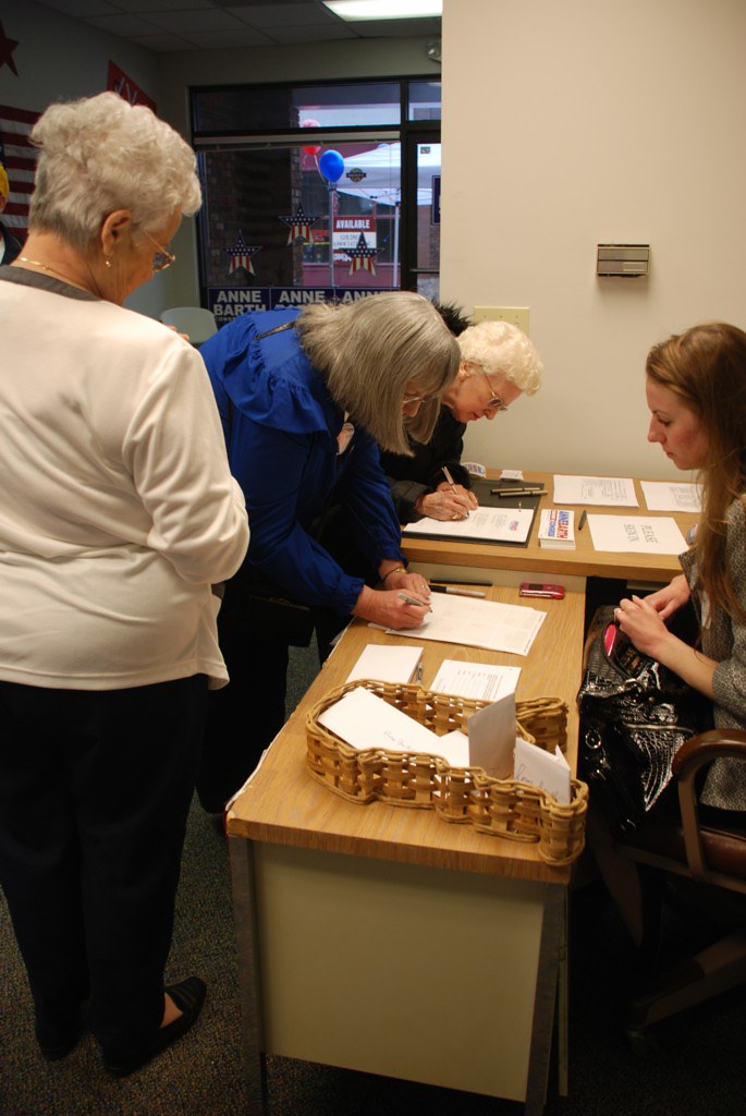 Anne Barth Charleston HQ Opening March 5, 2008 Anne Barth For