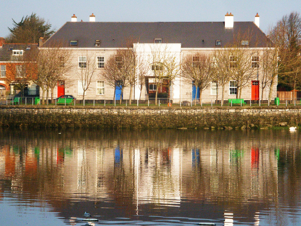 At Clancy Strand ,Limerick Limerick City Irl. Liam Moloney Flickr