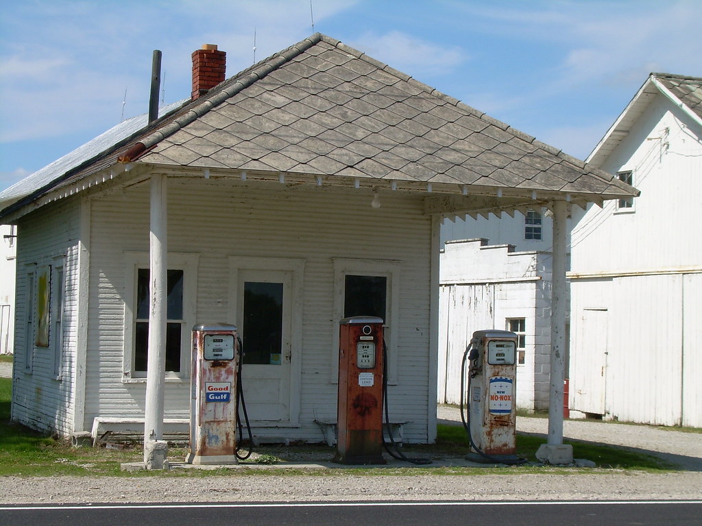 Old Gas Station Near Waldo Ohio Here is an old gas station… Flickr