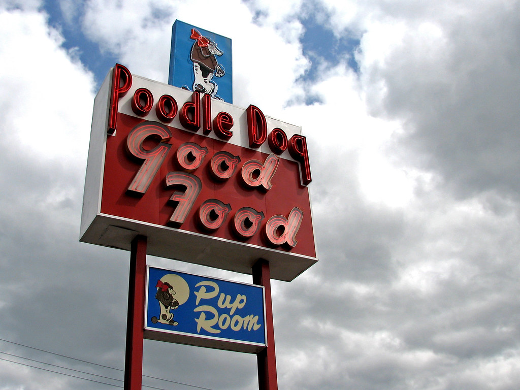 Poodle Dog of Fife The Poodle Dog restaurant on Pacific Hi… Flickr