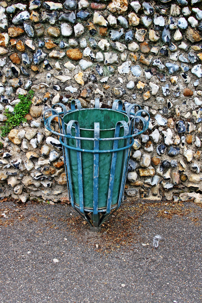 bin Abbey Gardens Bury St Edmunds, Suffolk, England, UK Flickr
