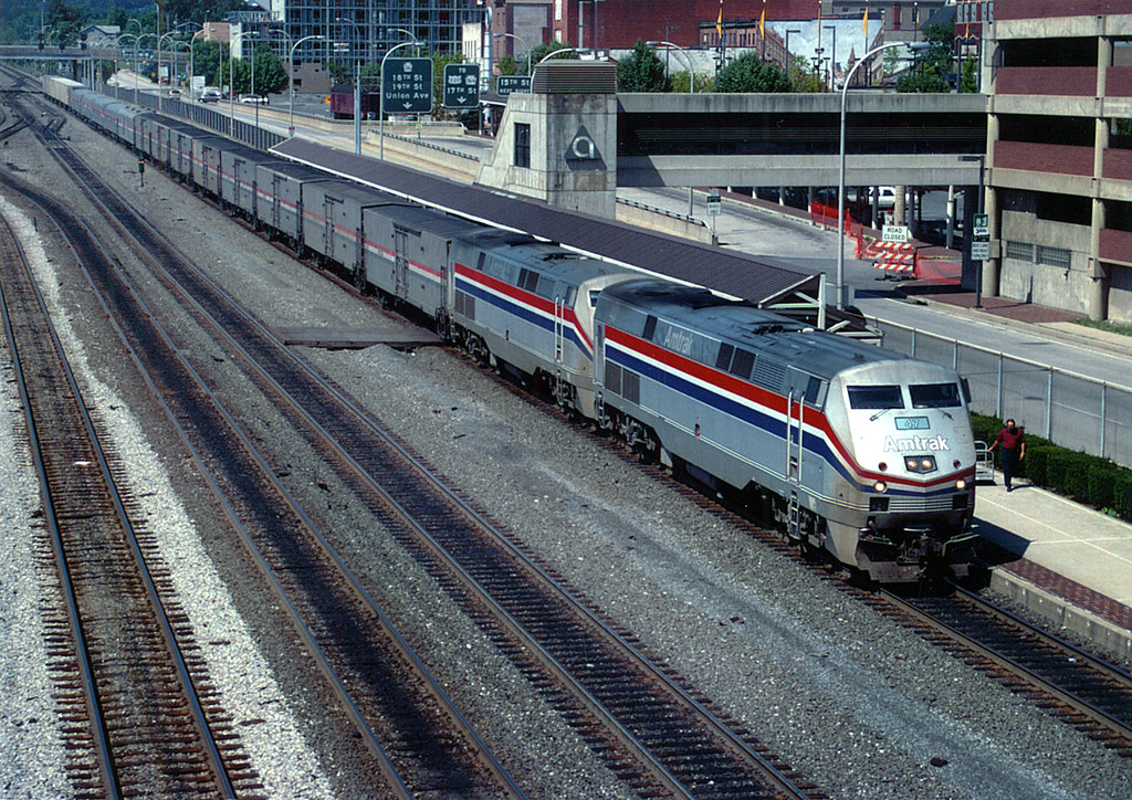 Amtrak 47 at Altoona PA, August 1998 There was a time when… Flickr