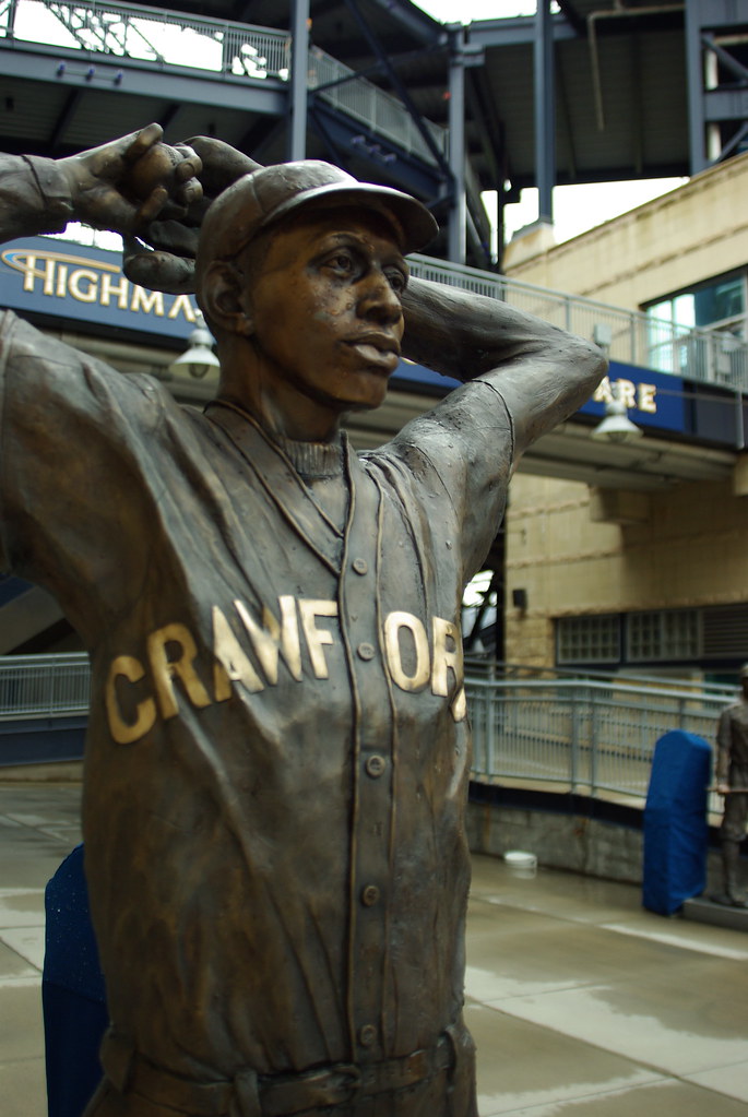 IMGP6338.JPG One of many statues outside of PNC Park honor… Flickr