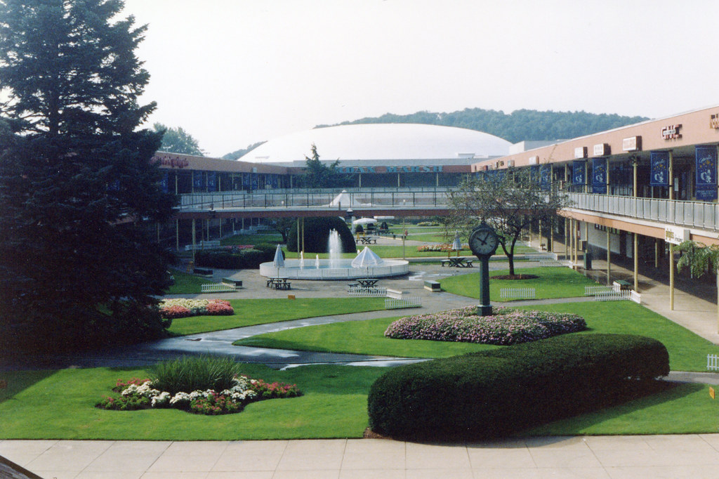 Shoppers World 19511994 I loved this place, it was the be… Flickr