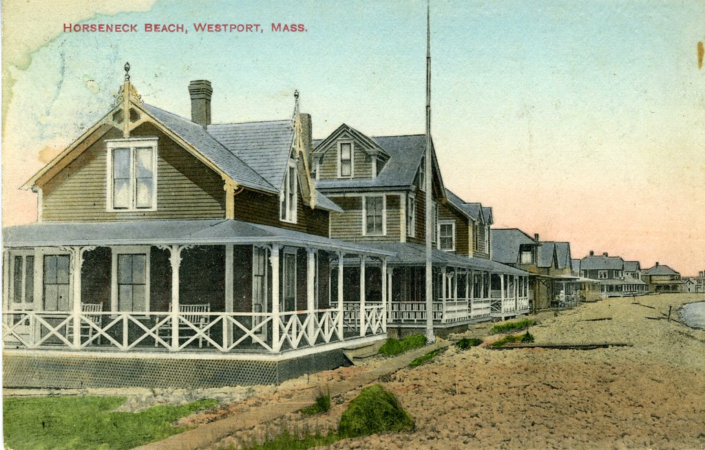Beach Houses at Horseneck Beach Vacation homes line the be… Flickr