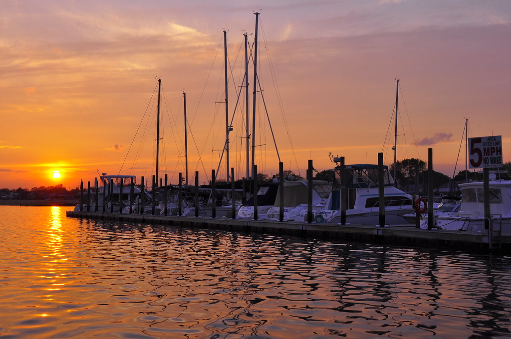 sunset Hewlett Bay Park Hewlett Bay Park boat boats gondol… Flickr
