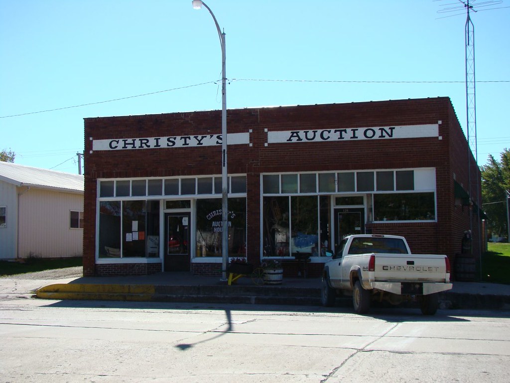 Christy's Auction House La Plata, MO Jim Davis Flickr