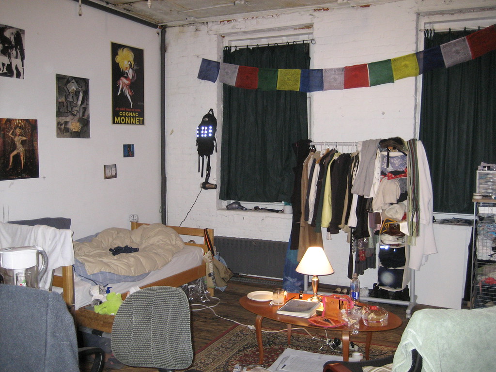 Williamsburg apt M's room Pamzalot Flickr