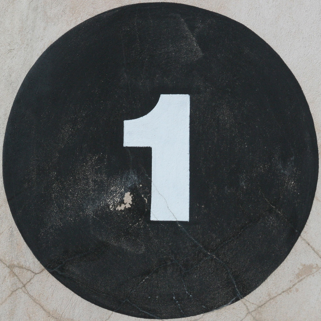 Black circle 1 NewcastleuponTyne, Tyne and Wear, England… Leo