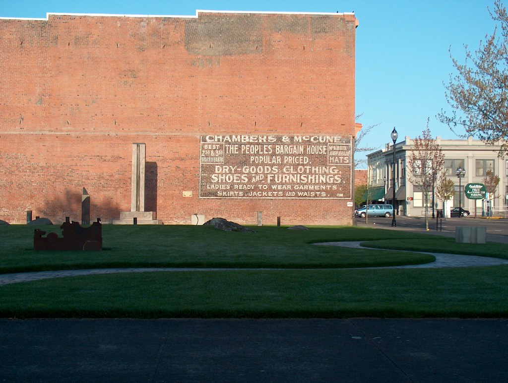 Ghost sign, Albany, Oregon Protected for decades by the bu… Flickr