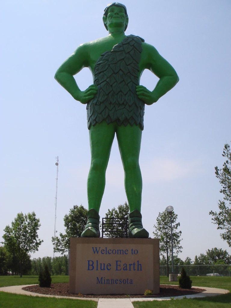 Blue Earth Revisited Twelve Mile Circle An Appreciation of Unusual