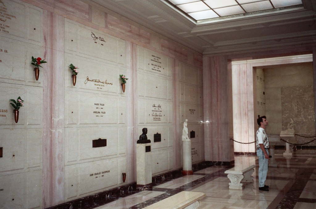 Forest Lawn Glendale Forest Lawn, Glendale Alan Light Flickr