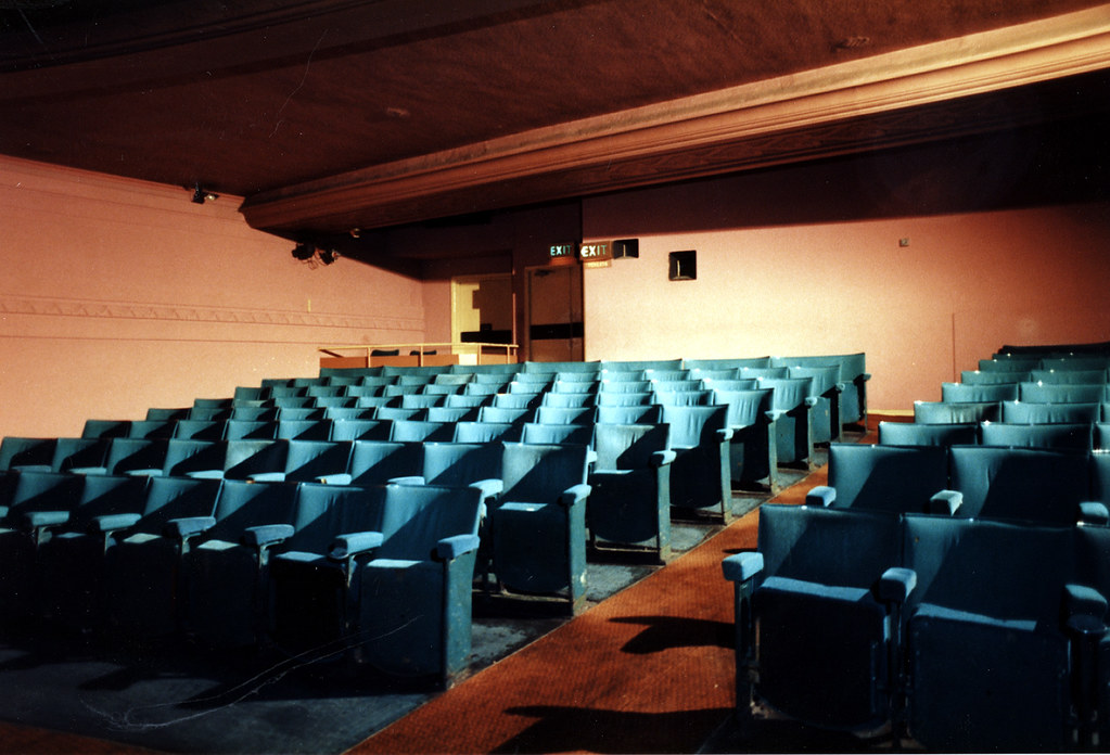 Odeon Barking 7th April 1985 dusashenka Flickr