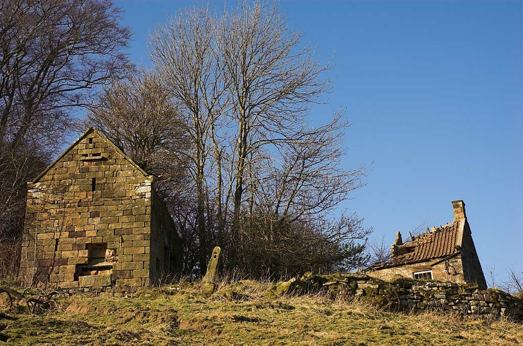 Farm Derelict farm at Gill Bank Mark Dyson Flickr
