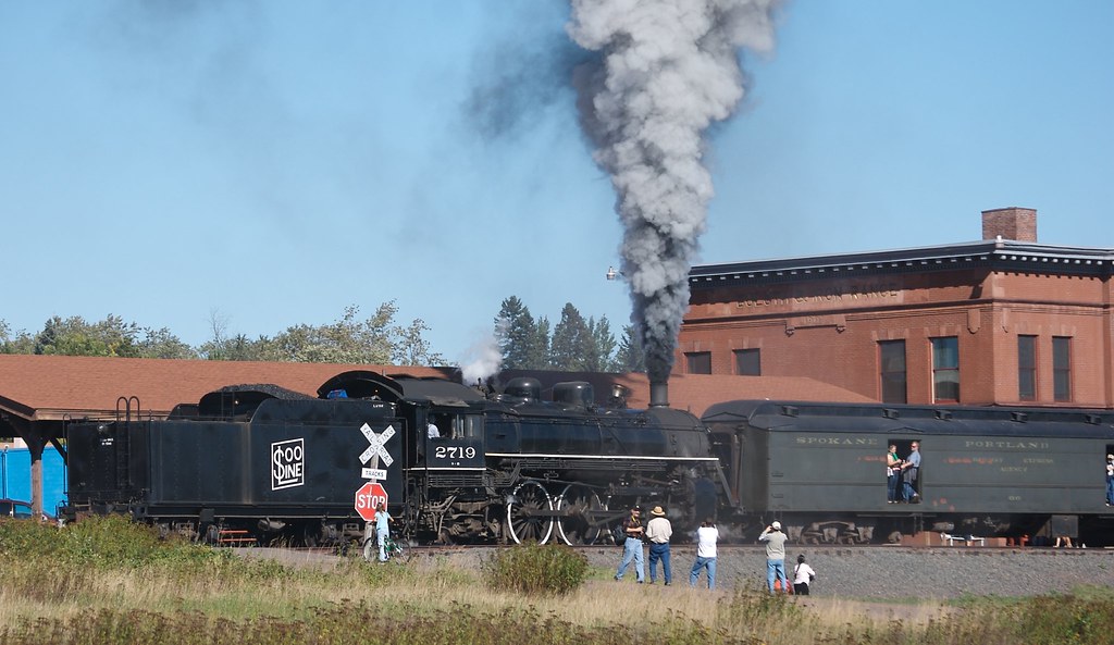 Soo Line Engine 2719 in Two Harbors, MN Although all the p… Flickr