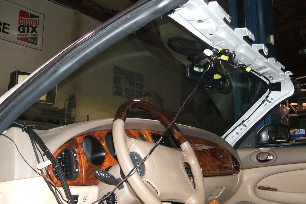 Jaguar XK8 convertible top latch assembly removal View of … Flickr