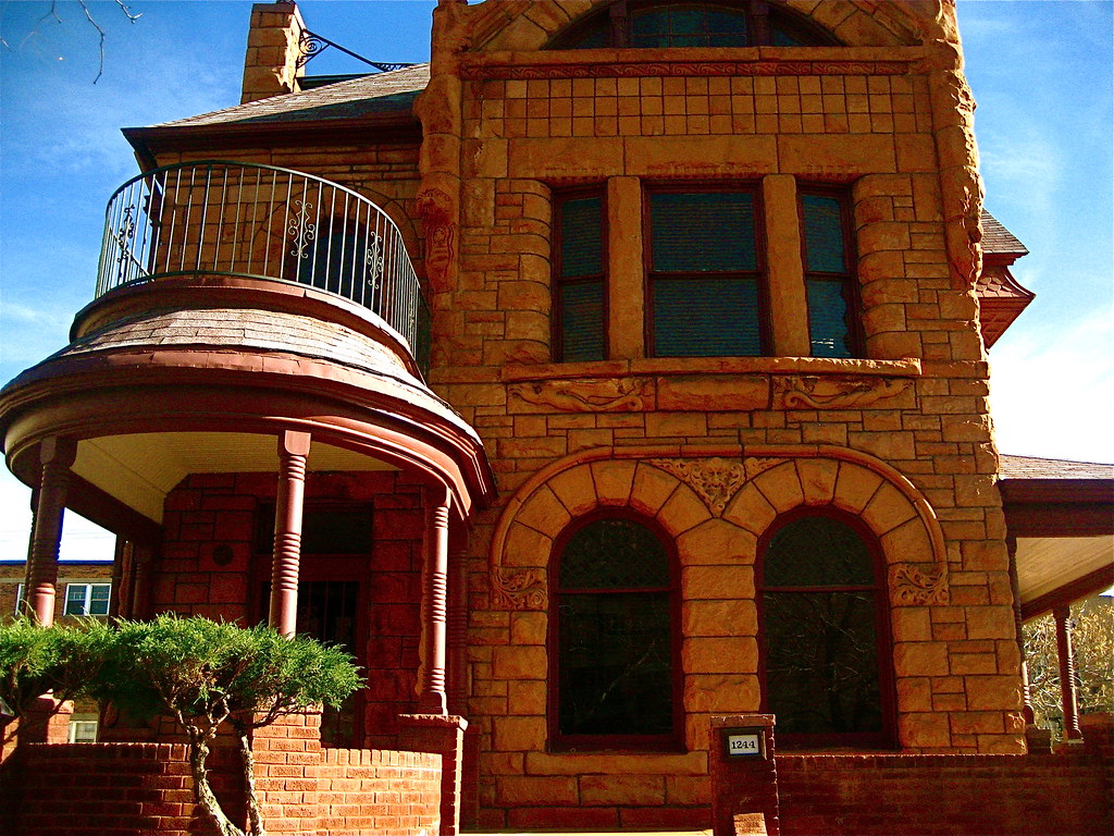 CRESWELL MANSION Best seen BIG CRESWELL MANSION 1244 Grant… Flickr