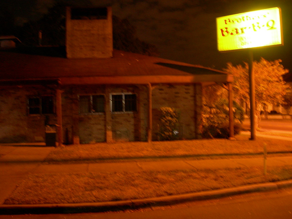 DSCN1062 Brothers BarBQ, where the takeout window is lte… Flickr