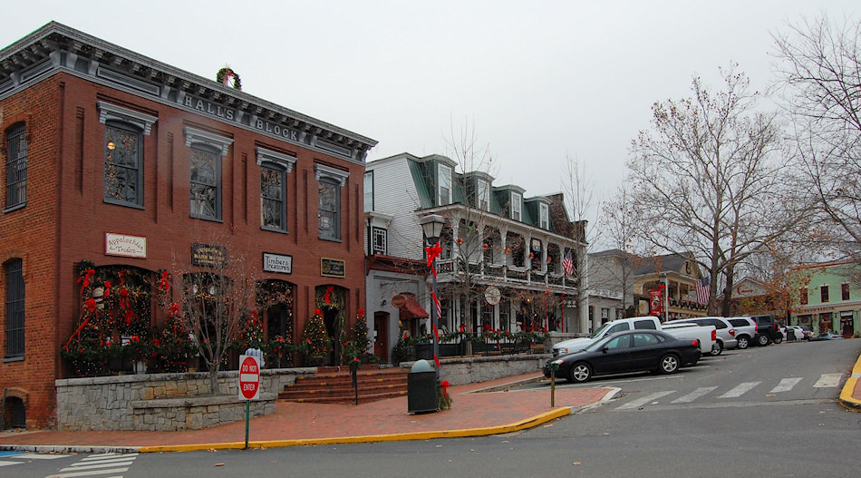 Dahlonega Downtown Shops District Downtown Dahlone… Flickr