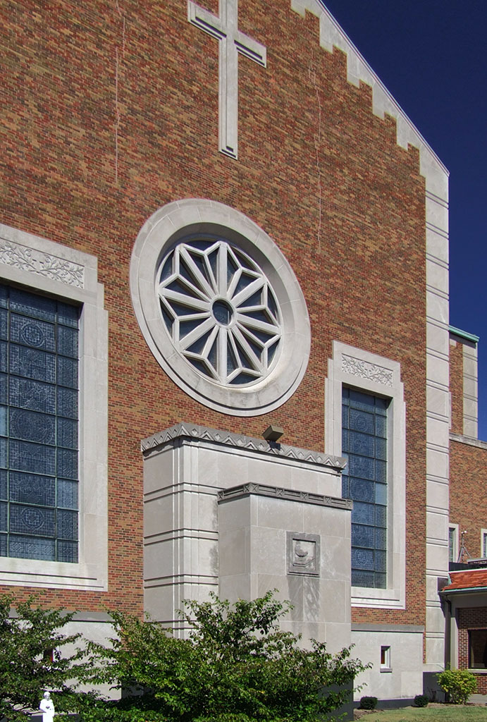 Cathedral of Saint Raymond Nonnatus, in Joliet, Illinois, … Flickr