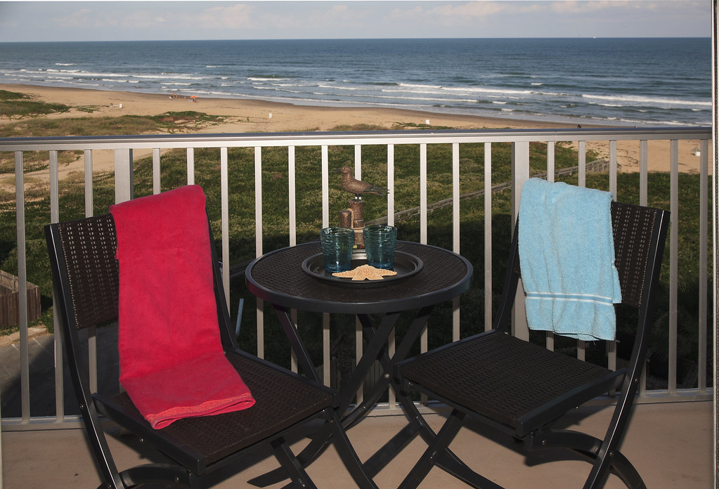 AQ503 PRIVATE BALCONY VIEW 4 Fore rates and rental informa… Flickr