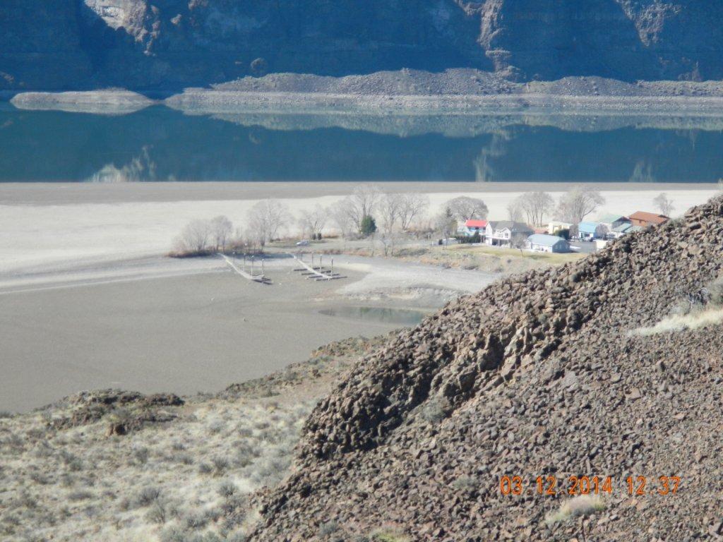 Sunland Estates The 26foot drawdown of Wanapum pool looks… Flickr