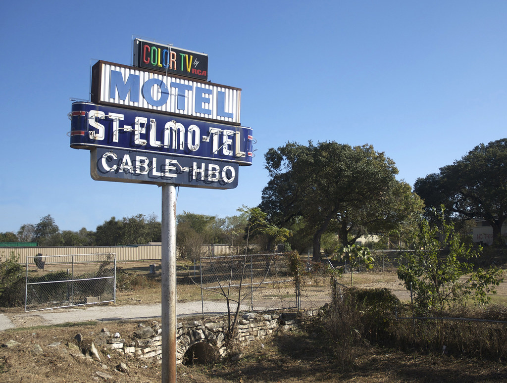 St Elmotel, Austin, TX El Mo Tel. It took me a bit. Flickr