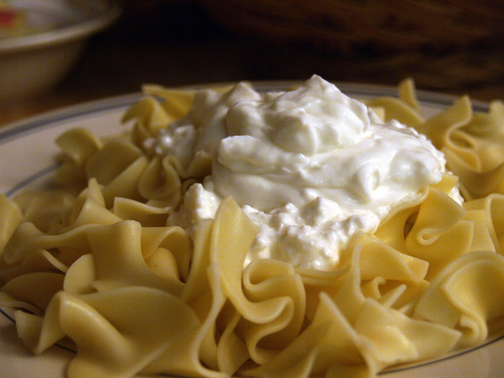comfort food Egg noodles with cottage cheese and sour crea… Flickr