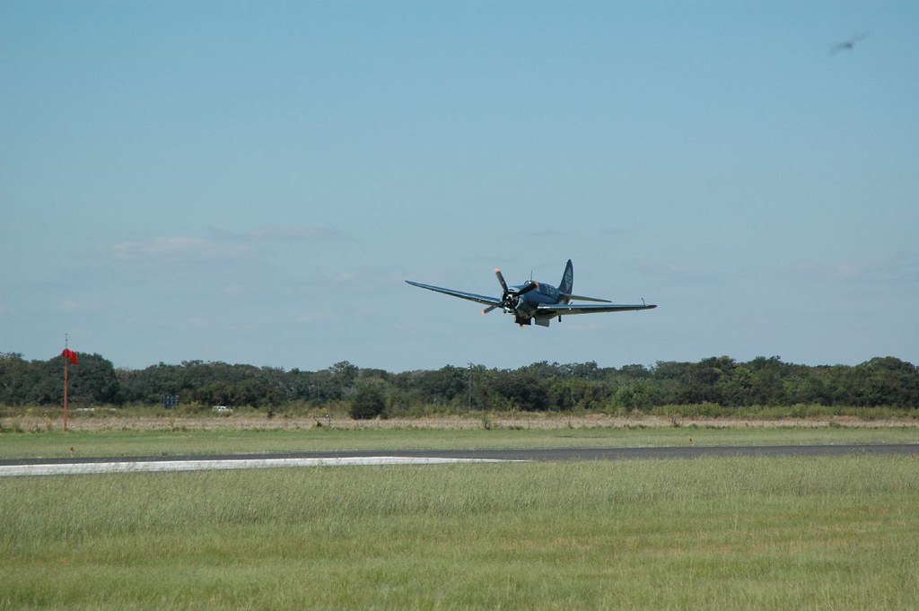 DSC_0004 "SB2C Helldiver" at Wharton Regional Airport, 17 … Flickr