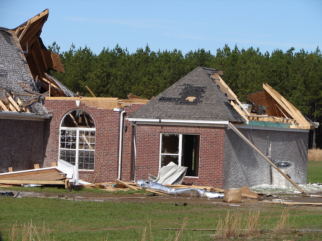 Caledonia Tornado 11208 042 Brian Smith1 Flickr