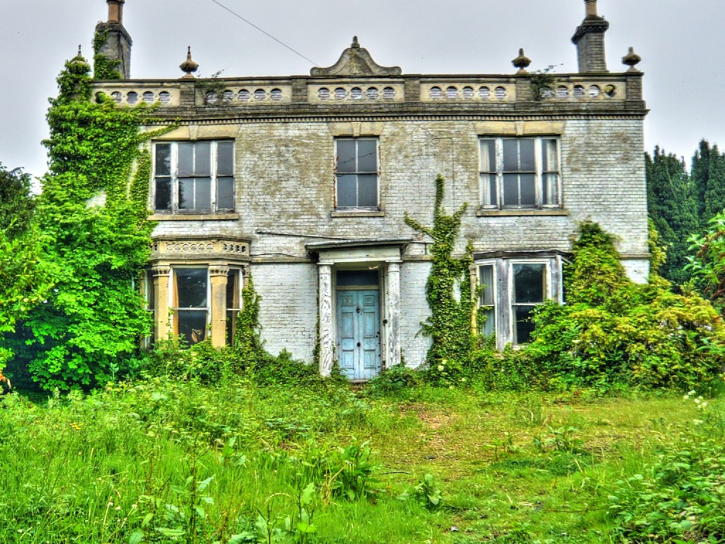 Abandoned House, Fenstanton A beautiful old house in Fenst… Flickr