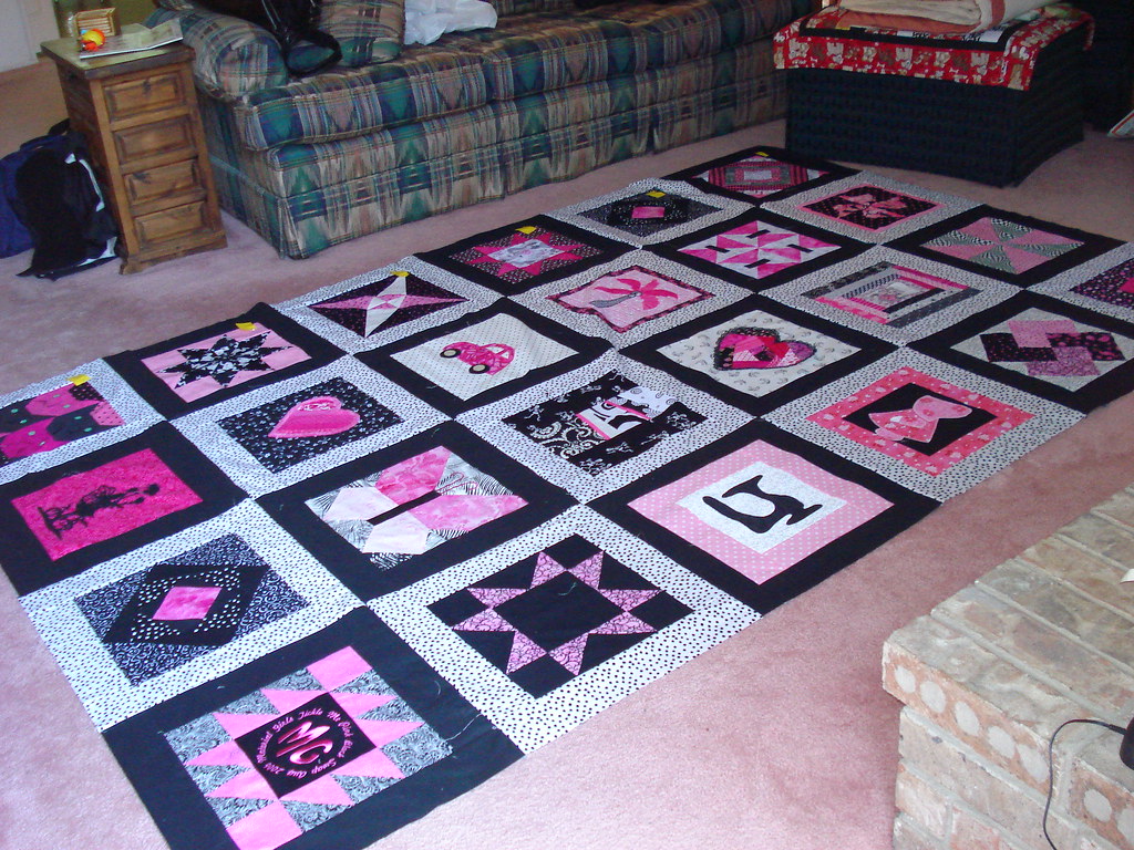 Black, White and Pink Quilt Beth in Dallas Flickr