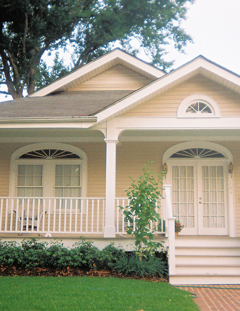 Old Metairie, Jefferson Parish, Louisiana This area lies