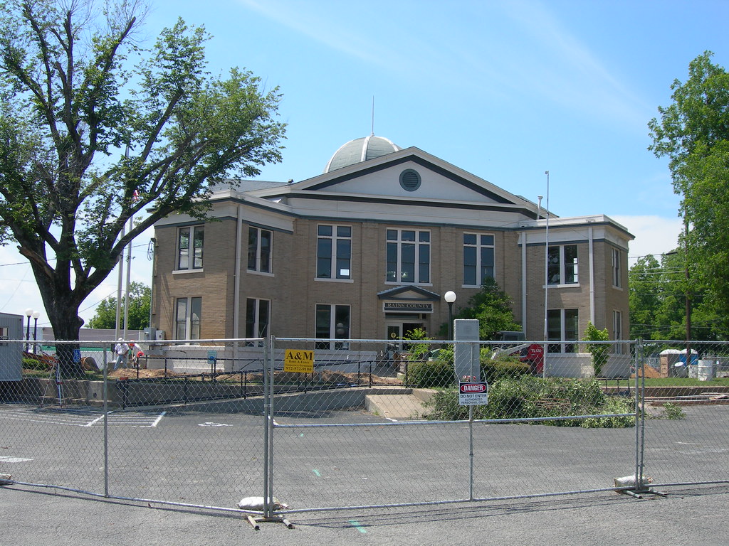 Rains County Court House Emory, Texas In the process of be… Flickr
