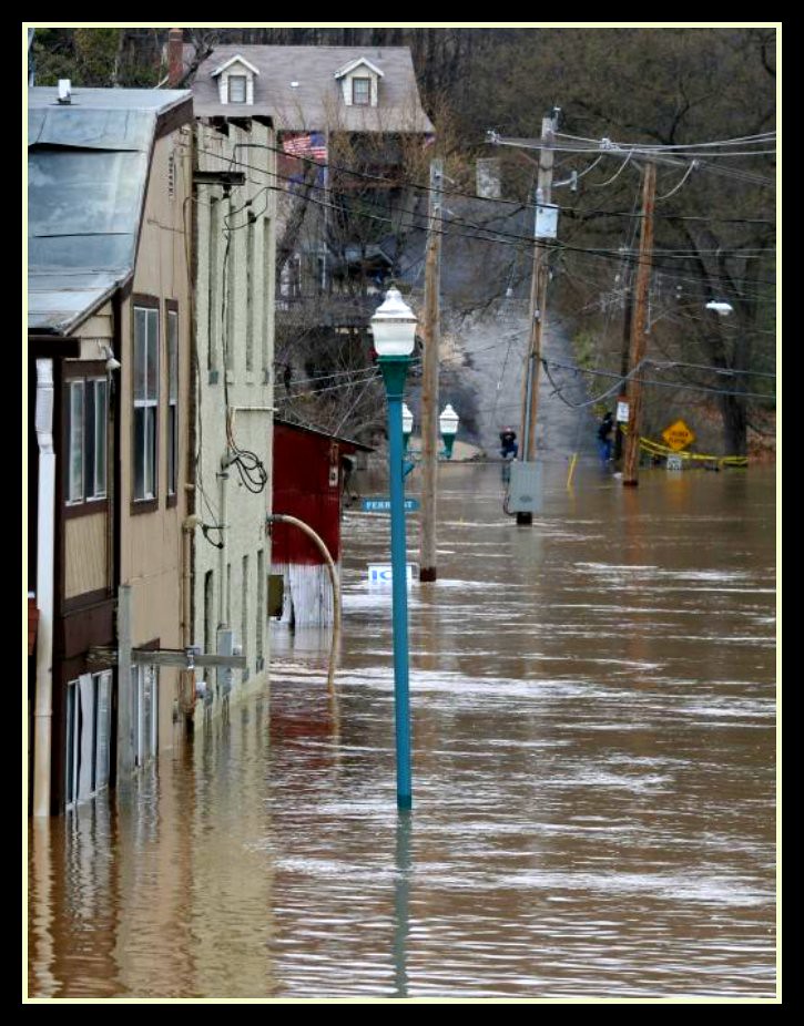 IMG_4839 Flood waters in Fenton MO mark174us Flickr