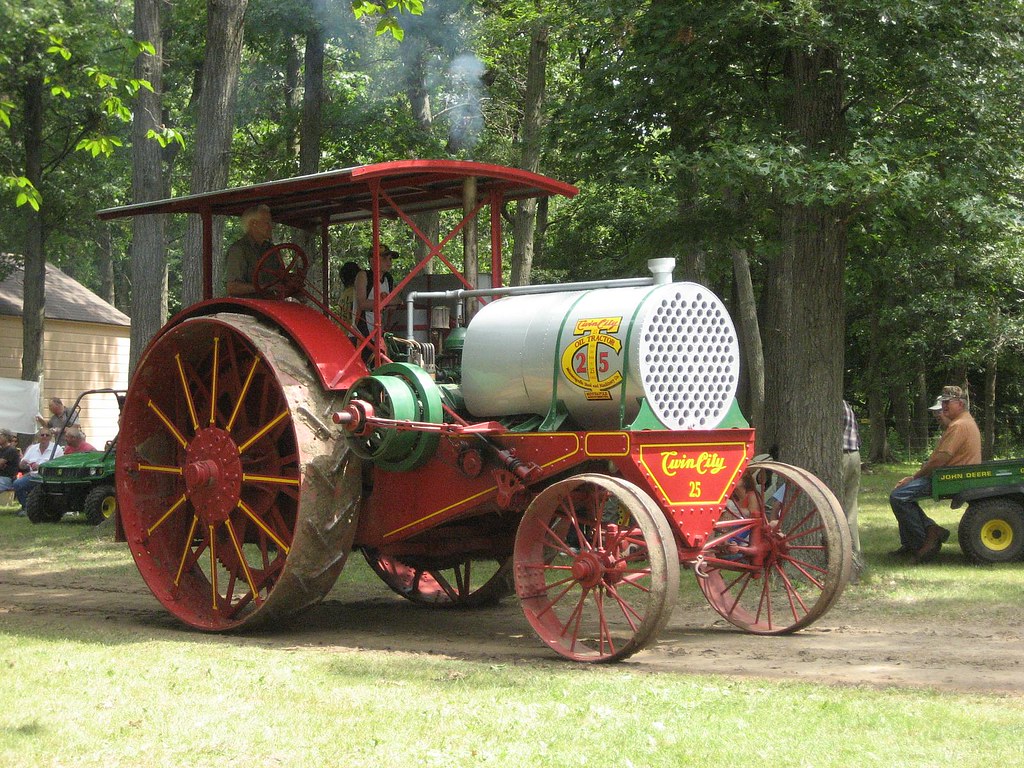 Racine Tractor Show 08 071 bbillade Flickr