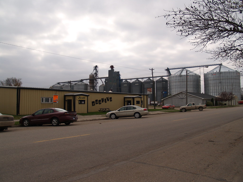 Reynolds, North Dakota Andrew Filer Flickr