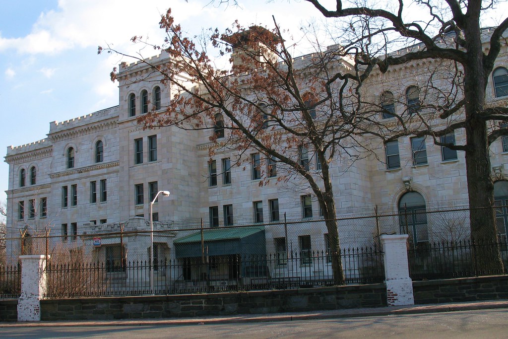Old Soldier's Home Building Building on the grounds of the… Flickr