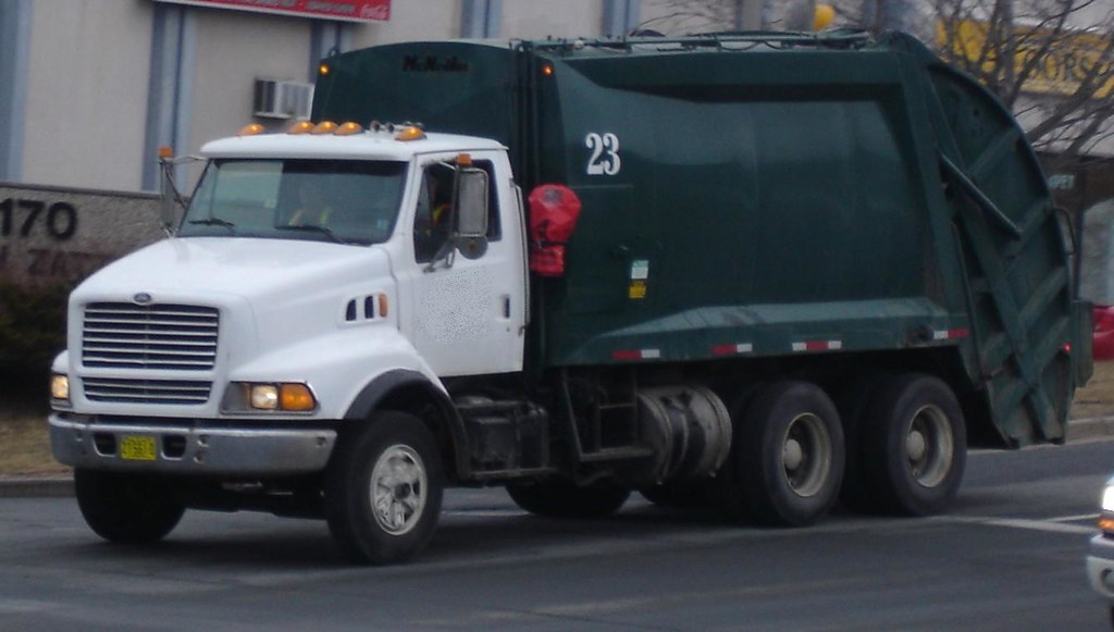 T23 Singleunit or straight truck photo taken February 15,… Flickr