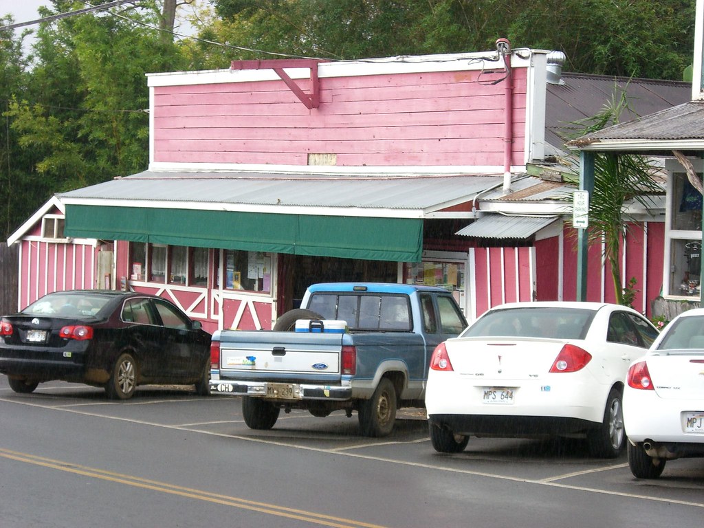 Grocery Store, Makawao, Maui mr_tentacle Flickr
