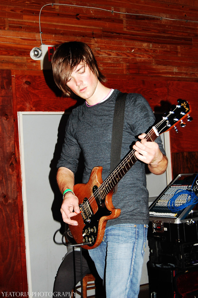 Artist vs Poet 030808 Fuel Cyber Cafe yeatoria Flickr