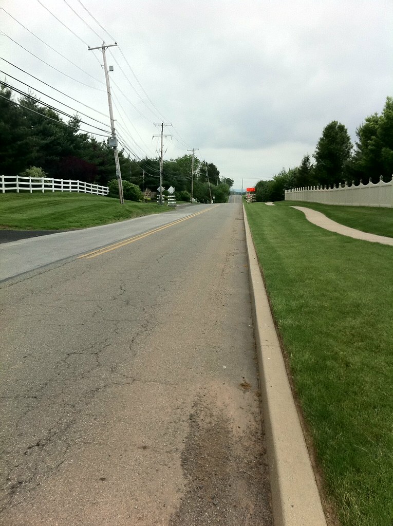 Roleur Country Big ring. Small bike. Sent from bMobile Hugger