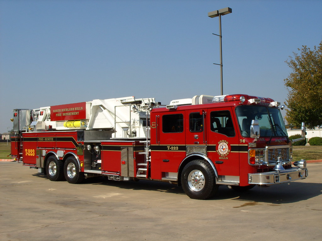 North Richland Hills Fire Department Truck 223 2007 Americ… Flickr