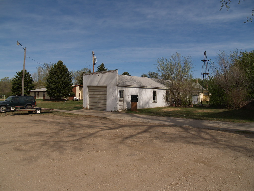 Maxbass, North Dakota Andrew Filer Flickr