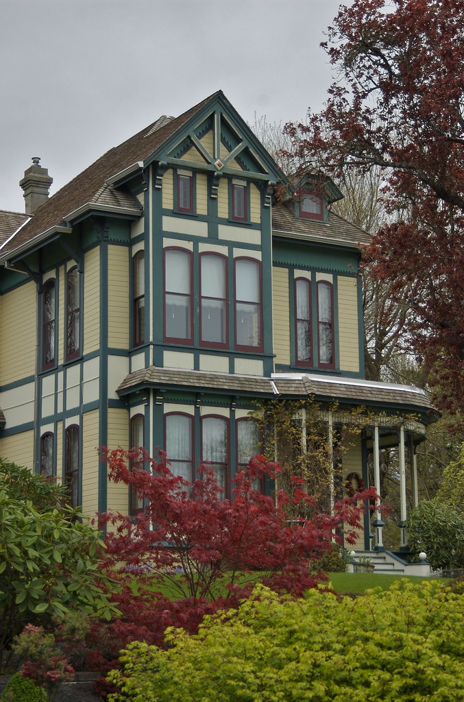 The Warren Mansion, Warrenton, Oregon Built in 1885 by D. … Flickr