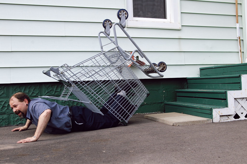 Instructions onHow to ride a shopping cart down the stair… Flickr