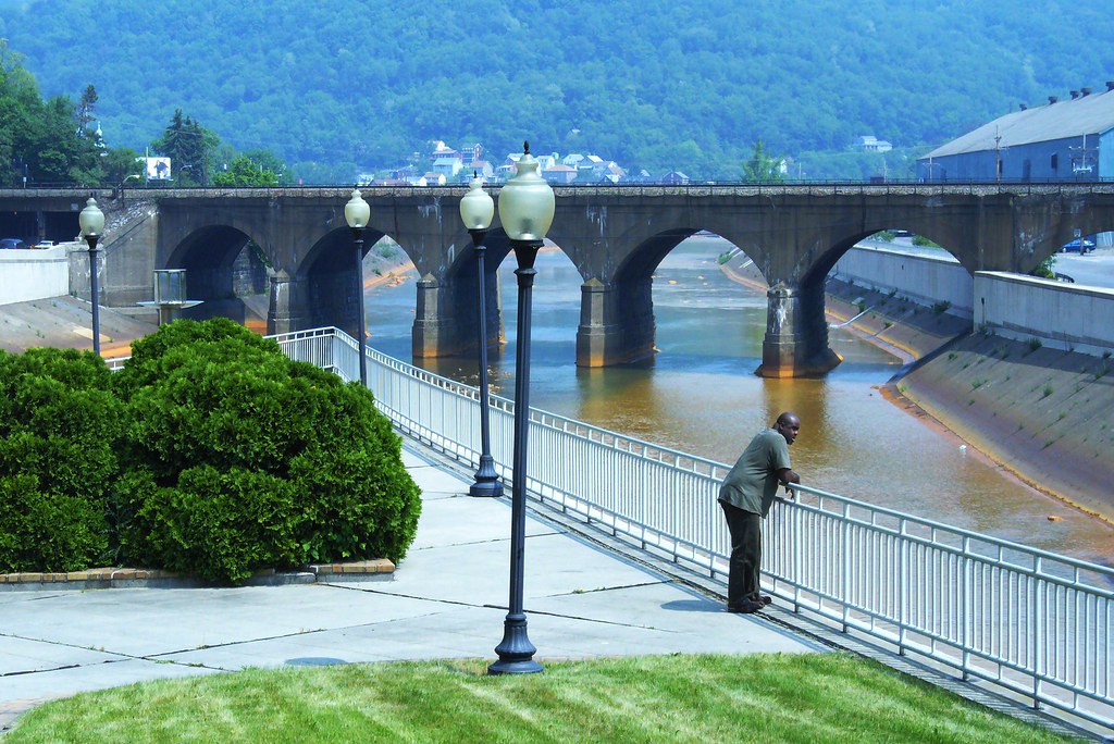 Stone BridgeJohnstown, Pennsylvania When the wall of wate… Flickr