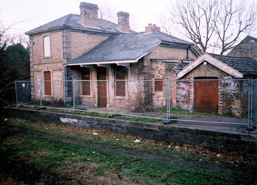 Takeley Railway Station Takeley Railway Station in a very … Flickr