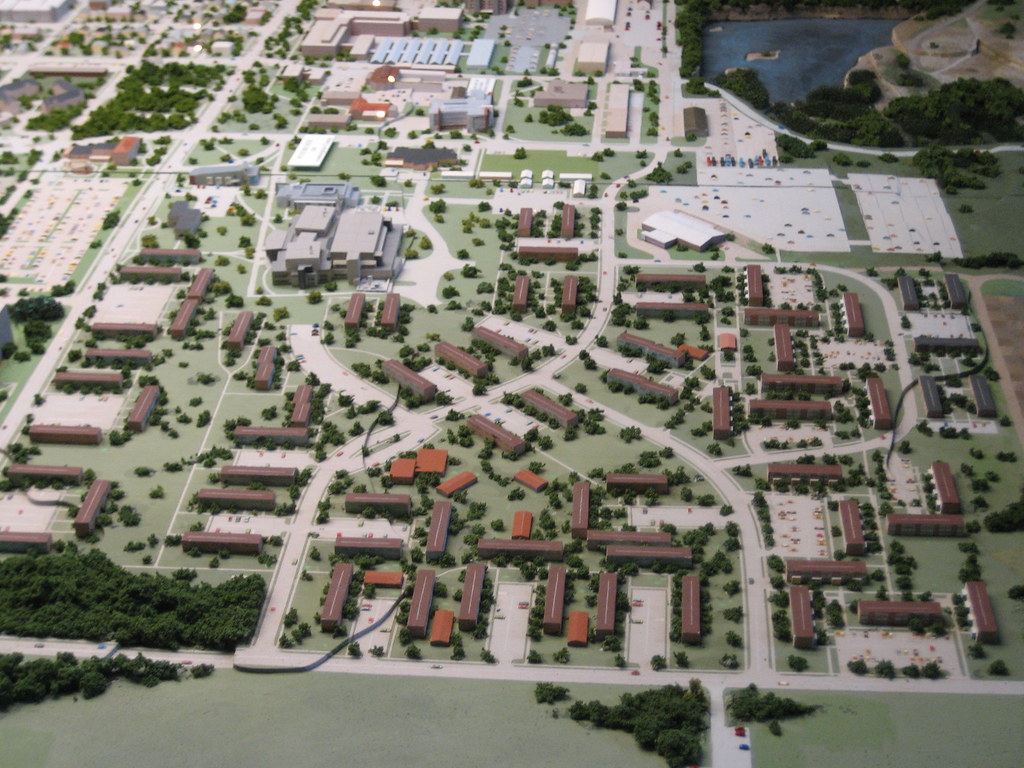 IFT 2007 166 MSH or Purdue Village in miniature ErliBoid Flickr