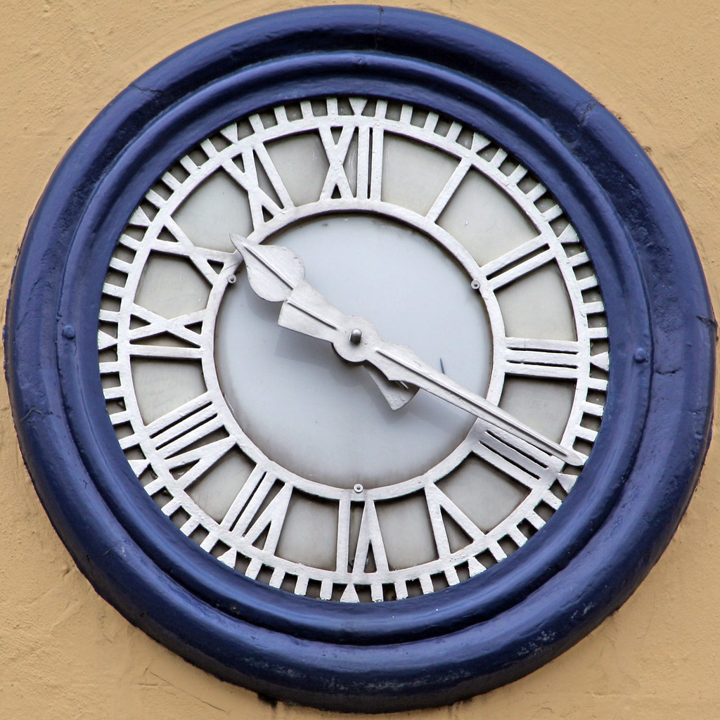 clock Bell Hotel Norwich, Norfolk, England, UK Leo Reynolds Flickr
